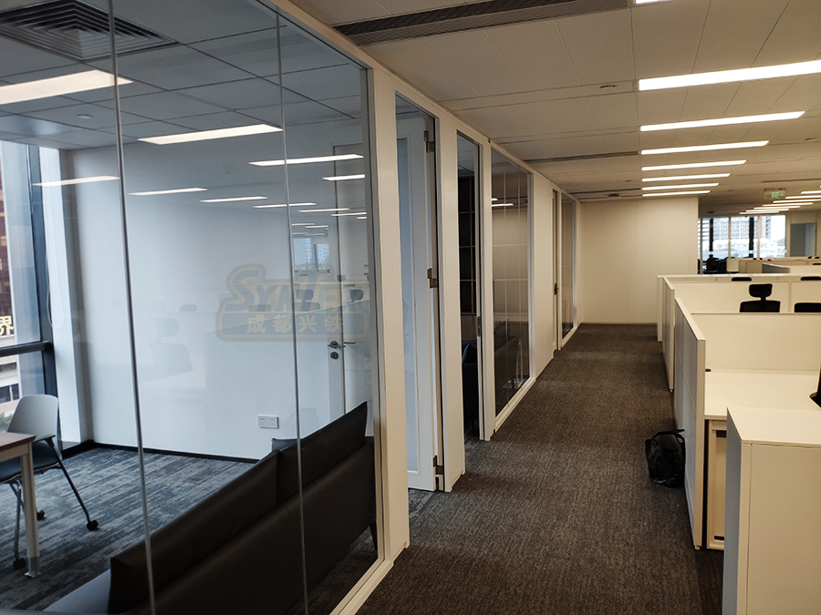 成都名揚(yáng)辦公室鋼制隔斷.jpg