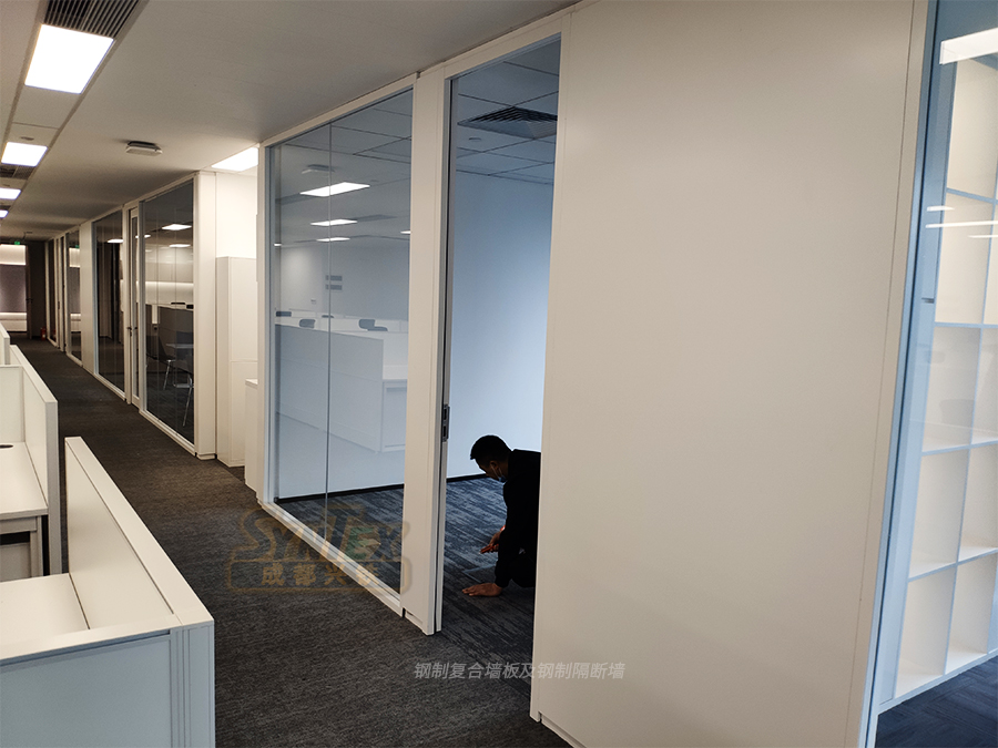 成都名揚(yáng)辦公室鋼制隔斷墻.jpg